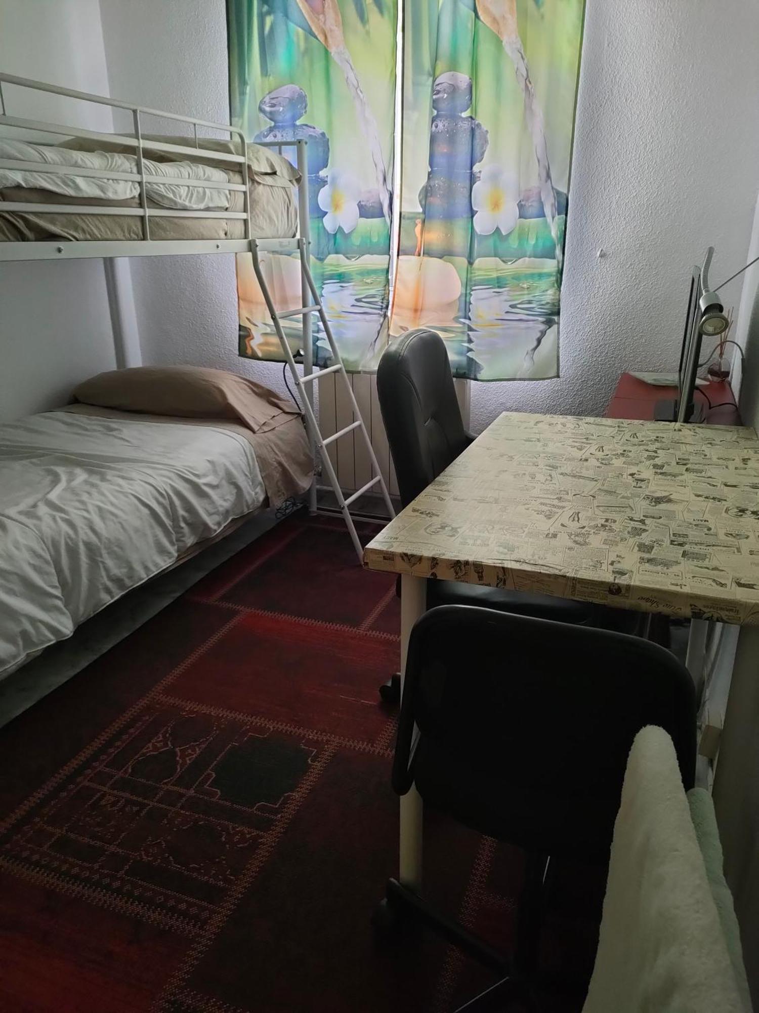 Habitacion Privada, Luminosa Y Bien Comunicada Madrid Kültér fotó